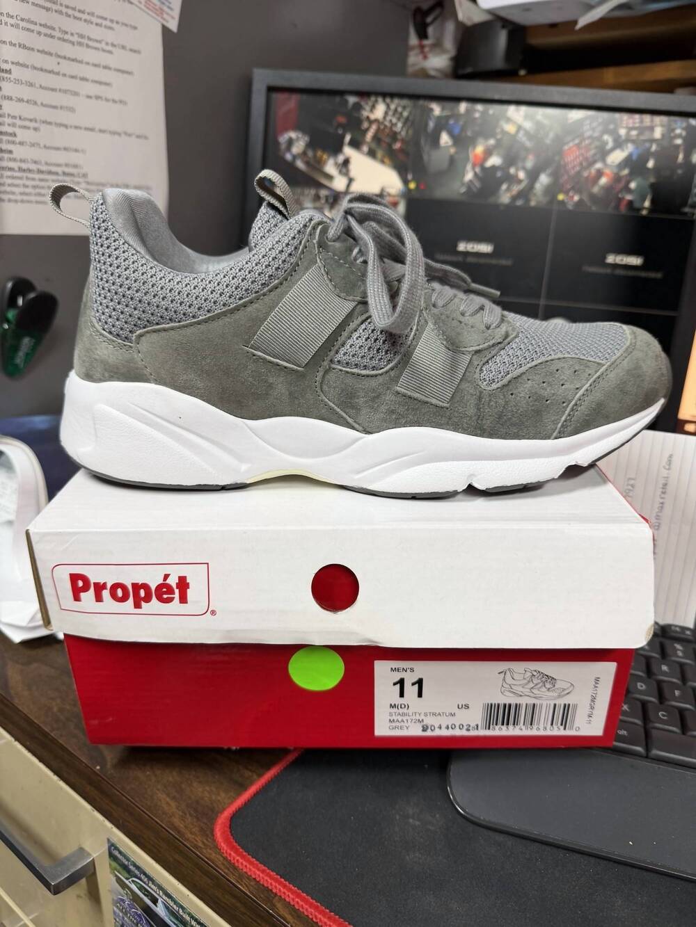 NEW PROPET men's stability statum shoes in grey